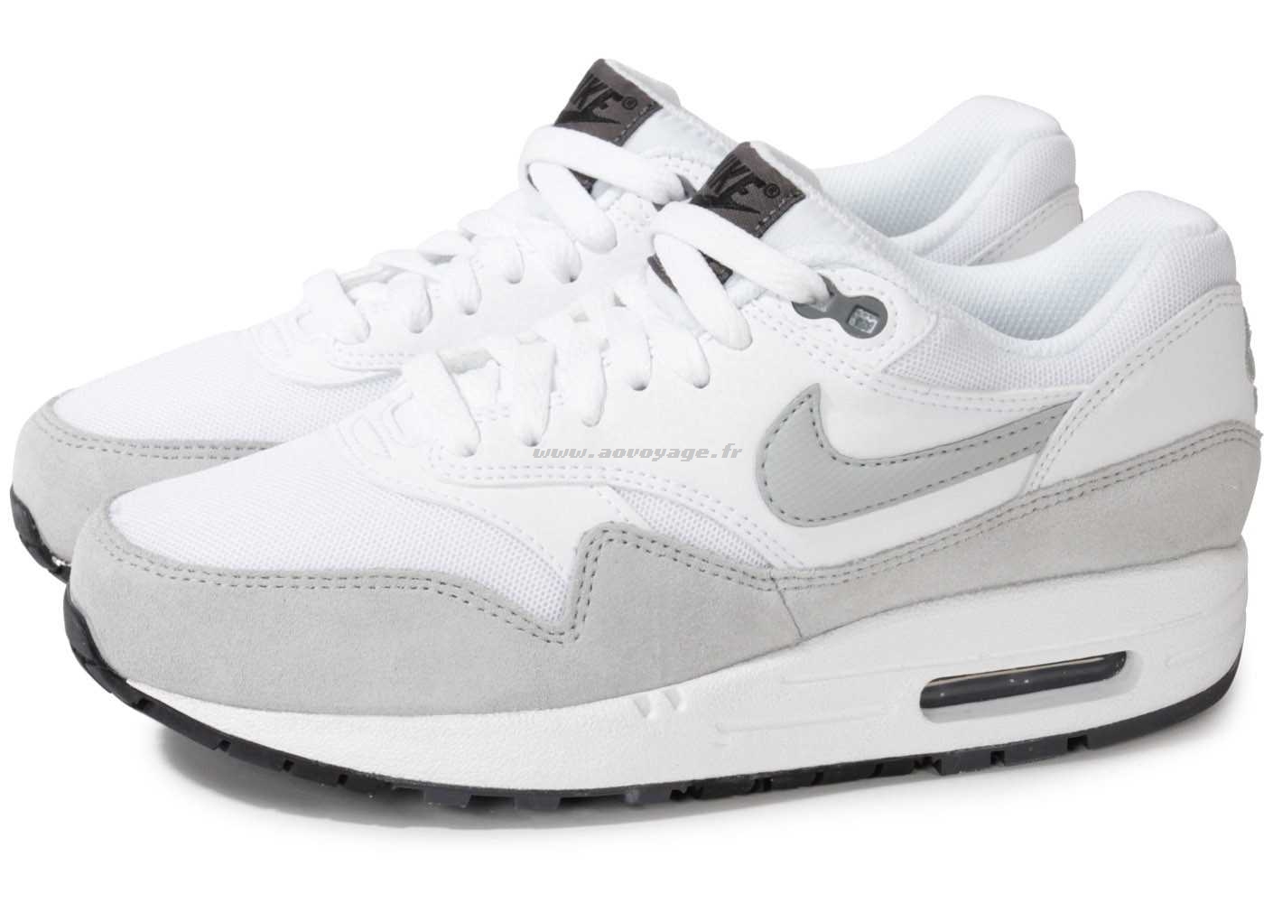 nike air max grise et blanche