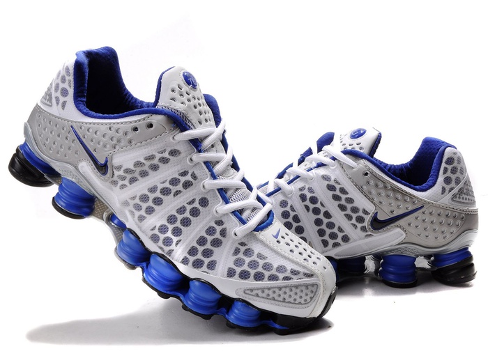 nike lacet sur le cote annee 2000