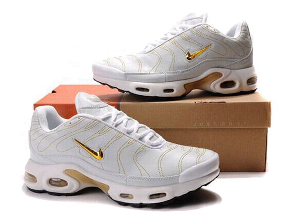 nike requin femme blanche or nike requin femme blanche or